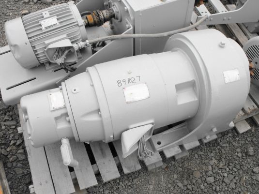 GE Integral Gearmotor with brake, 7-1/2HP, 126/63 RPM